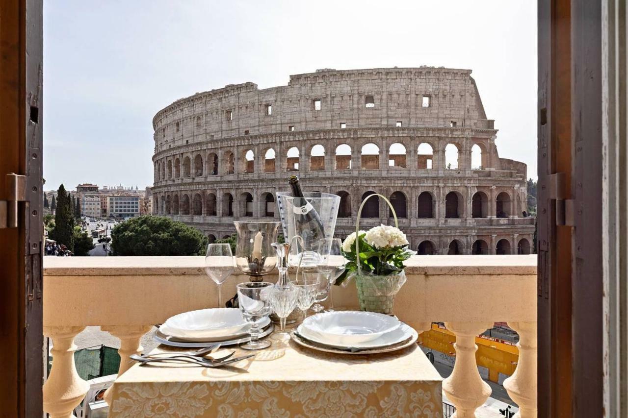 View Colosseo From Jacuzzi, Rome